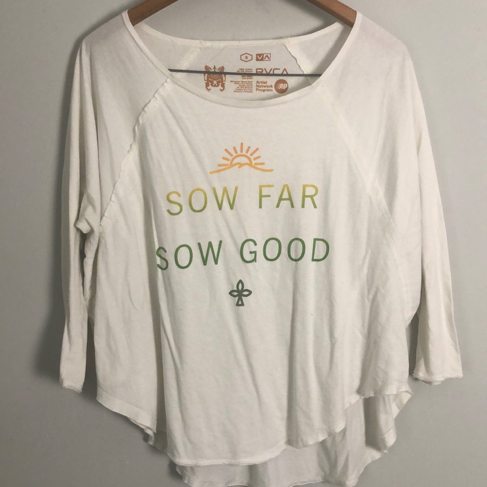 ⭐️3/15 Sow far so good white top